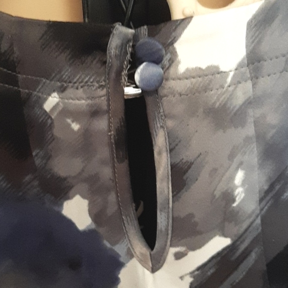 **3/$25**  ESPRIT Sleeveless Sateen Blouse Blue/Black/Grey/White - Small - Picture 6 of 7